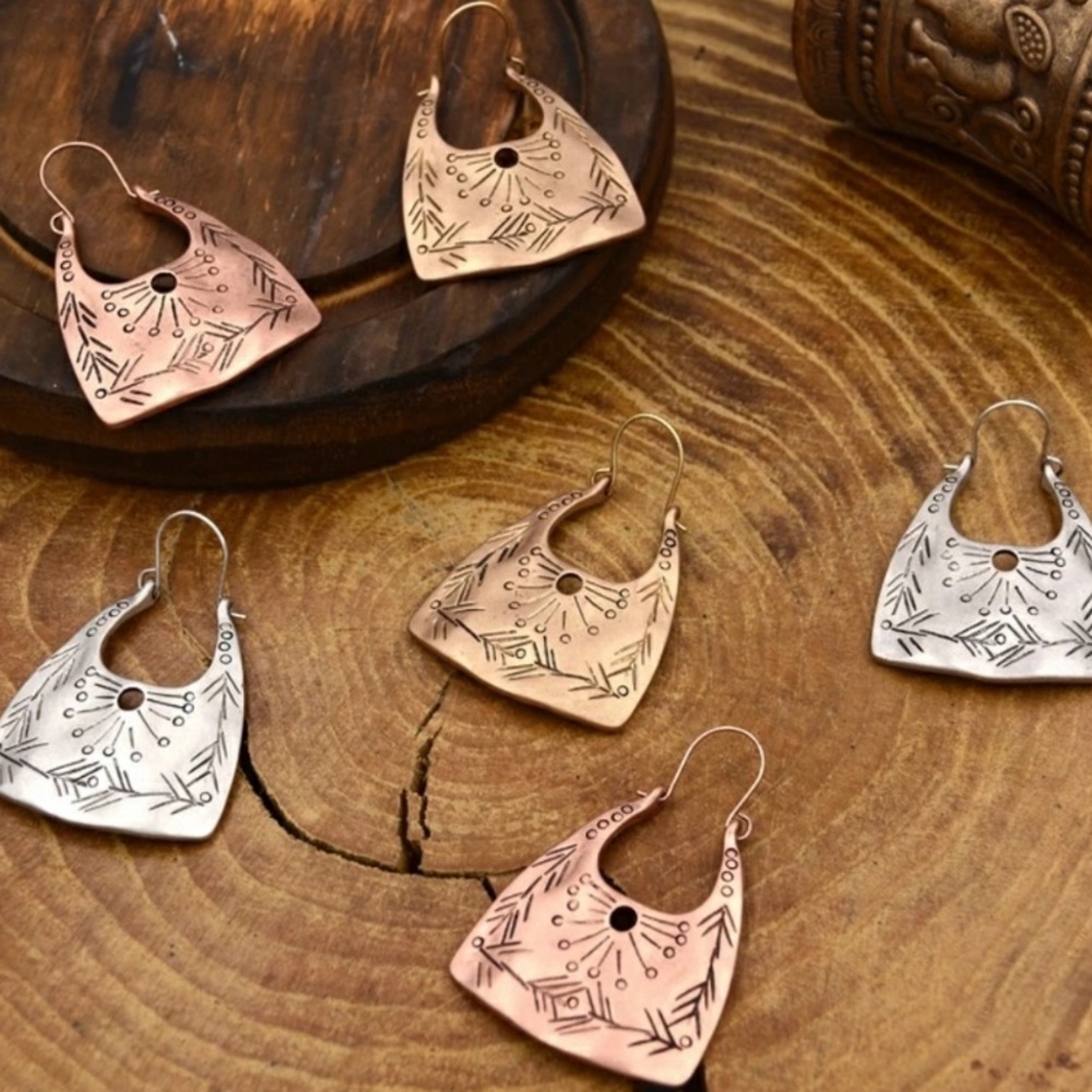 Boho Copper Dangle Earrings - Picture 4 of 4